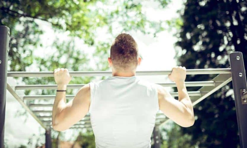 How to Build A Pull Up Bar Outside